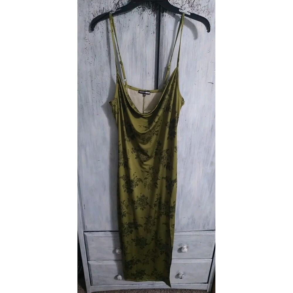 Fashion Nova Maxi Scoop Sleeveless Dress Floral Green Boho Feminine Cottage Core